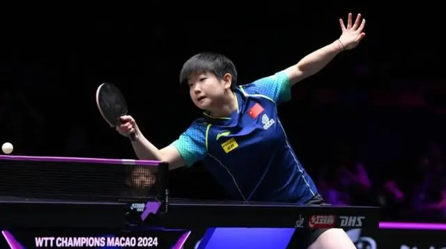 的惊喜, 在场, 莎莎不仅把