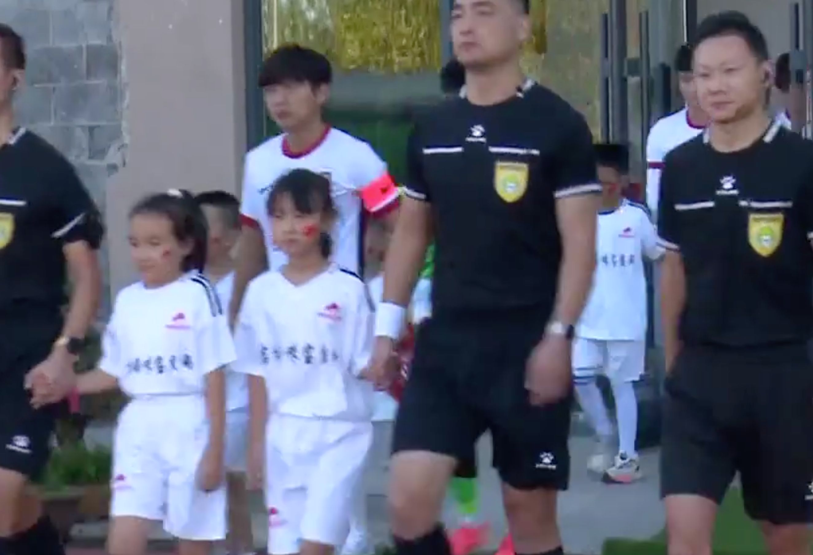 img, 这等同于他 img, 这等同于他